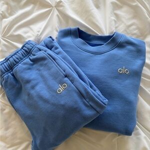 ALO Yoga Blue Crew Neck Sweater